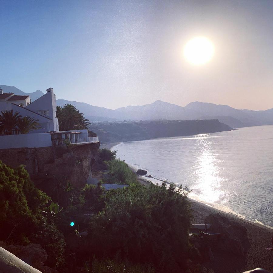 Apartamento Frente Al Mar En La Torrecilla Nerja Exteriér fotografie